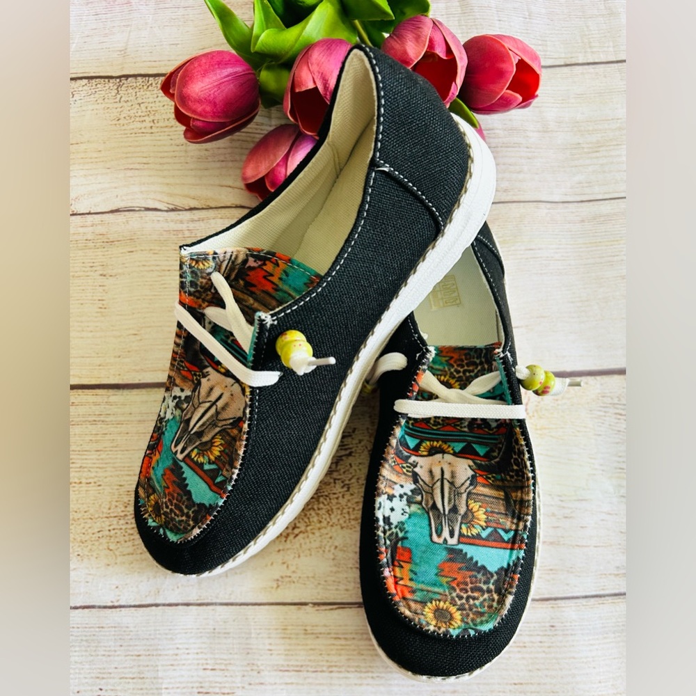 Women’s Colorful Boho Steer Skull Leopard Aztec Canvas Slip On Shoes Sz 9 NWOT